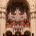 very-nice-pipes-in-berlin-cathedral_7815805416_o.jpg